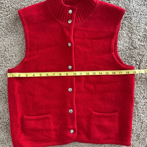Women’s Pendleton Wool Vest - Picture 5 of 8